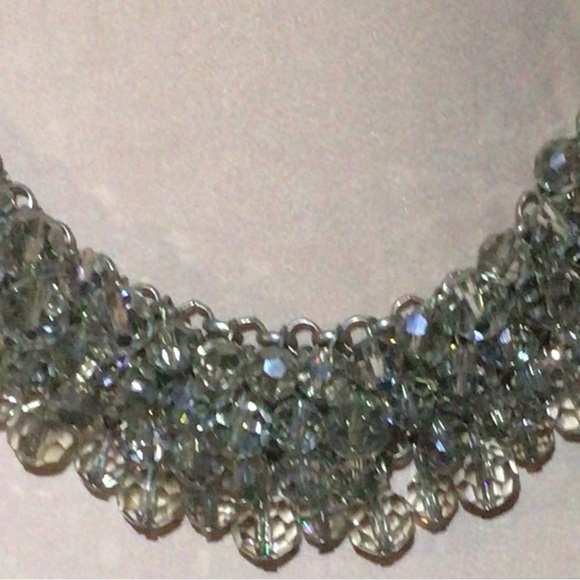 Banana Republic, Silver tone and crystal bib necklace - Picture 7 of 8